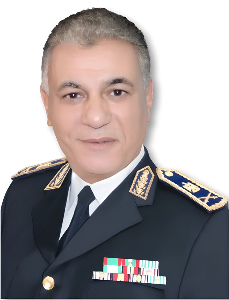 Major General Ayman Sayed El-Ahl explaining professional standards in high-sensitivity and nuclear facilities protection training